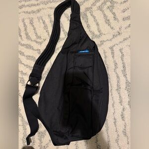 EUC Black Kavu Sling